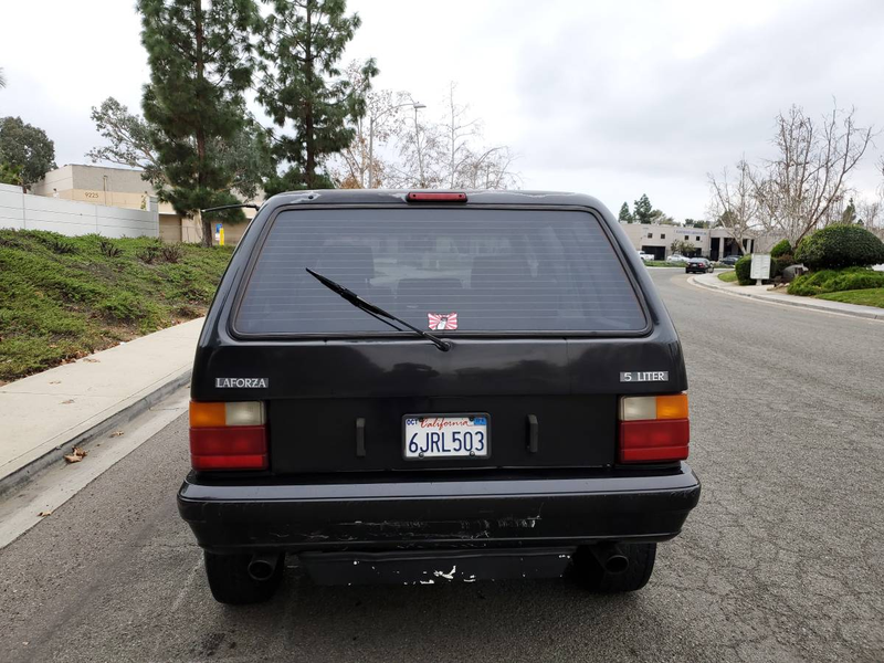 Illustration for article titled At $2,700, Could This 1995 Laforza Be "La Fabulous Deal?"